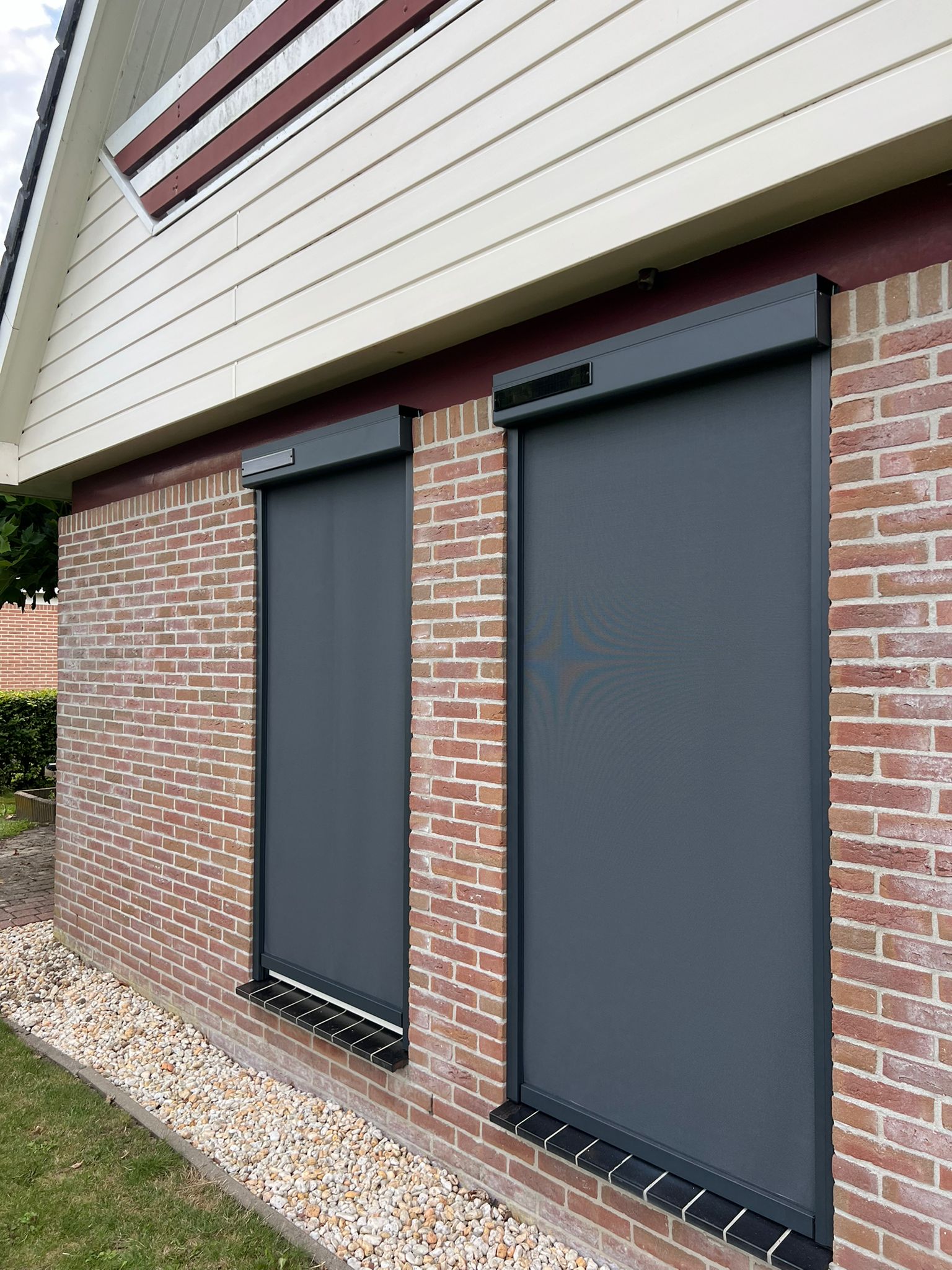 Zipscreen veranda-opstelling onder een overkapping